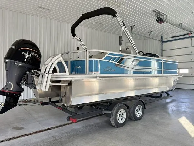 Slide: The Image of SunCatcher Select 322SL 2026 - 4