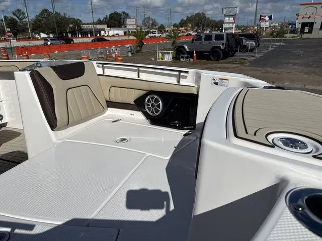 Slide: The Image of Yamaha 255 FSH Sport E 2023 - 11