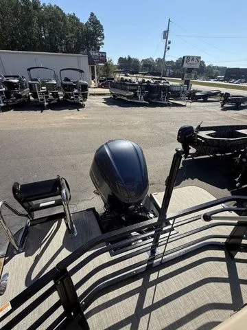 Slide: The Image of Veranda VR265VL 2026 - 11