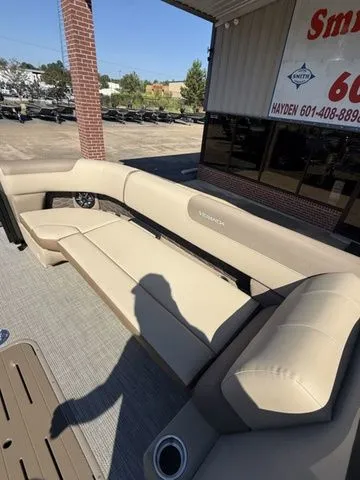 Slide: The Image of Veranda VR265VL 2026 - 15