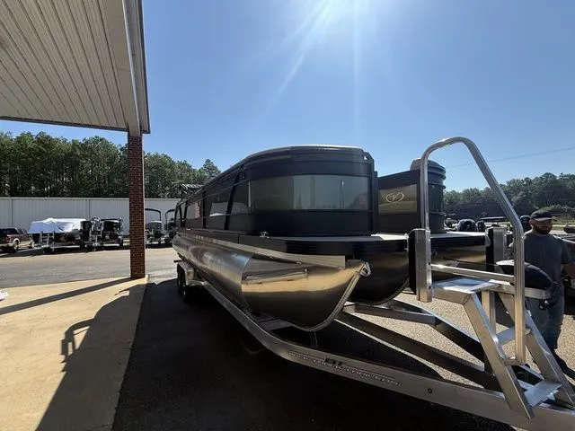 Slide: The Image of Veranda VR265VL 2026 - 3