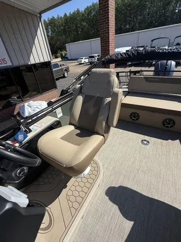 Slide: The Image of Veranda VR265VL 2026 - 7