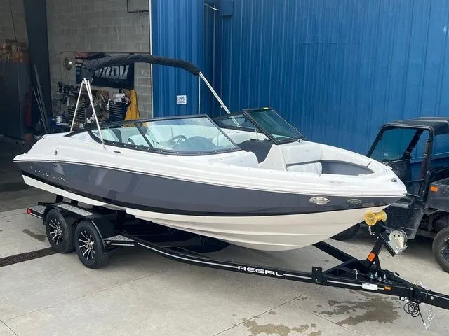 The Image of Regal 2000 ES 2024 - 1