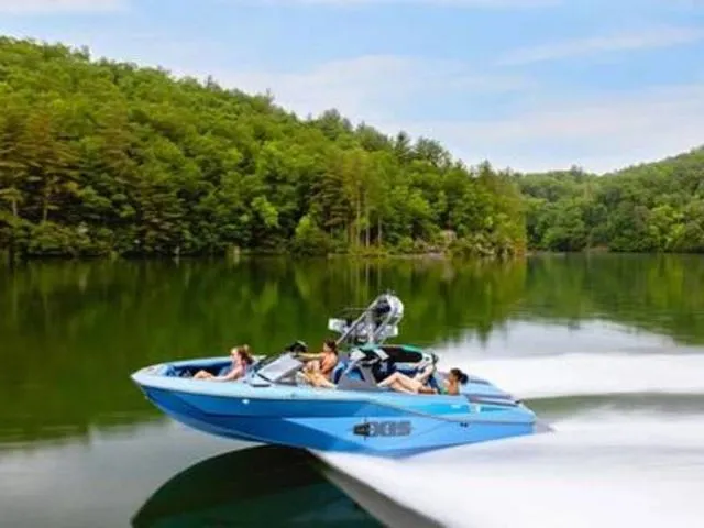 The Image of Axis T220 2026 - 1