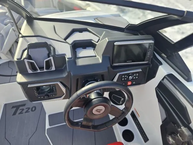 Slide: The Image of Axis T220 2026 - 9