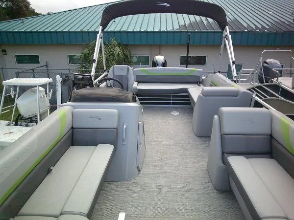 Slide: The Image of Bennington 22' Swingback Tri-toon 2024 - 6