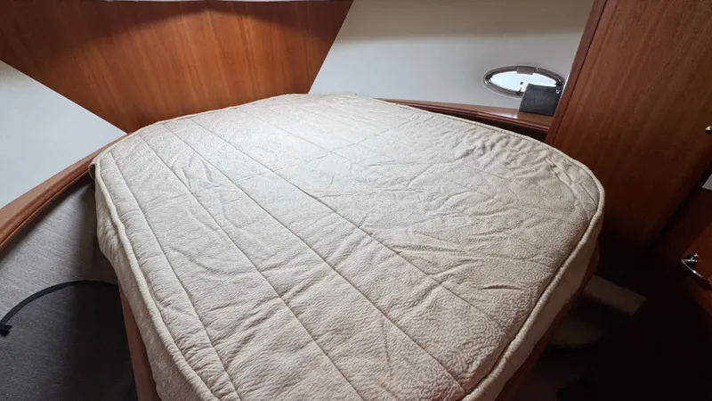 Slide: The Image of Forward VIP Suite - 30