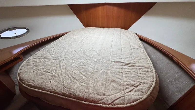 Slide: The Image of Forward VIP Suite - 31