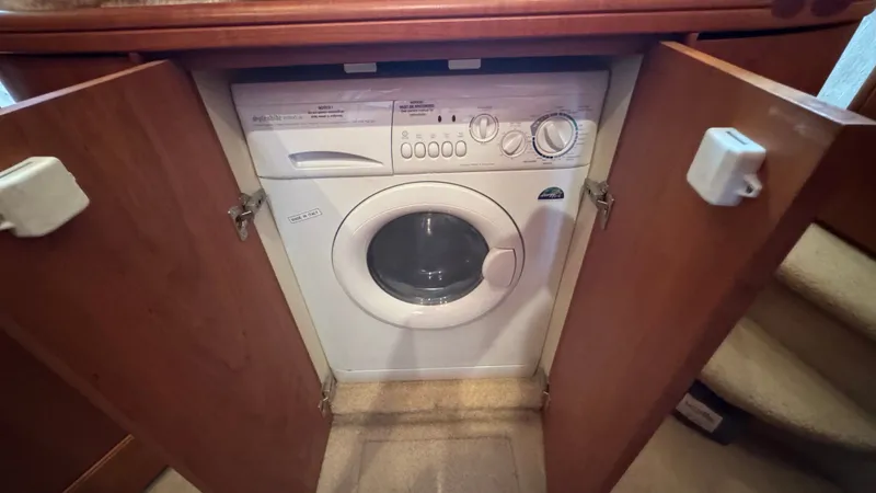 Slide: The Image of Forward VIP Suite with Laundry - 32