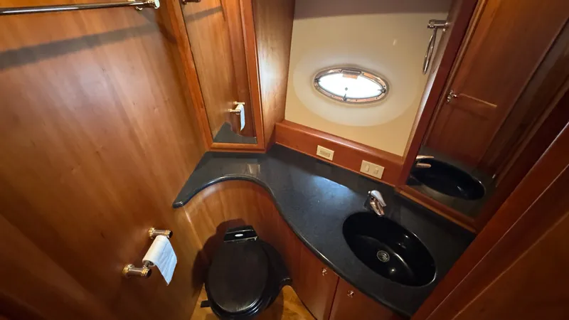 Slide: The Image of VIP Ensuite Head - 34