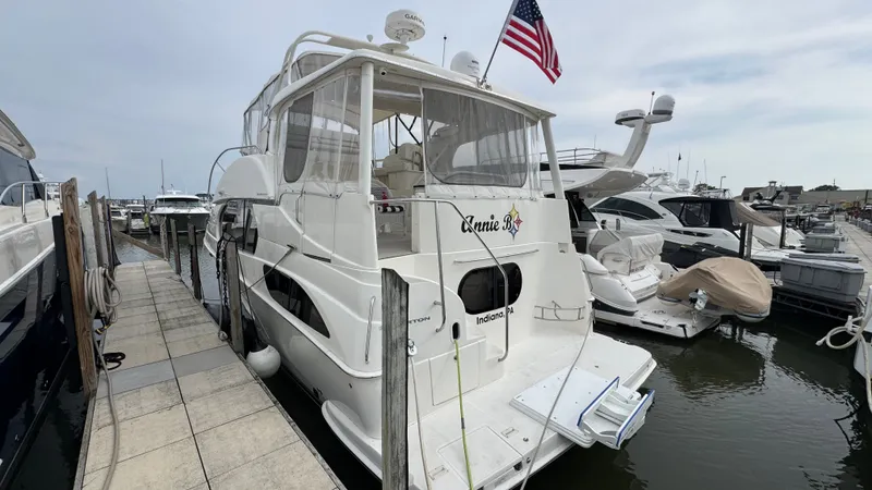 Slide: The Image of Exterior Stern Port - 52