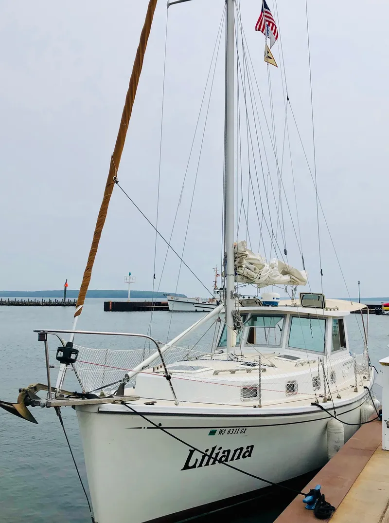 Slide: The Image of Cape Dory Motorsailer 300 1986 - 1