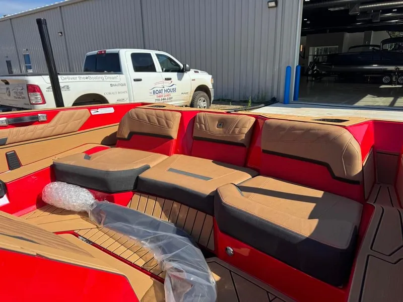 Slide: The Image of Nautique Ski Closed Bow 2026 - 14