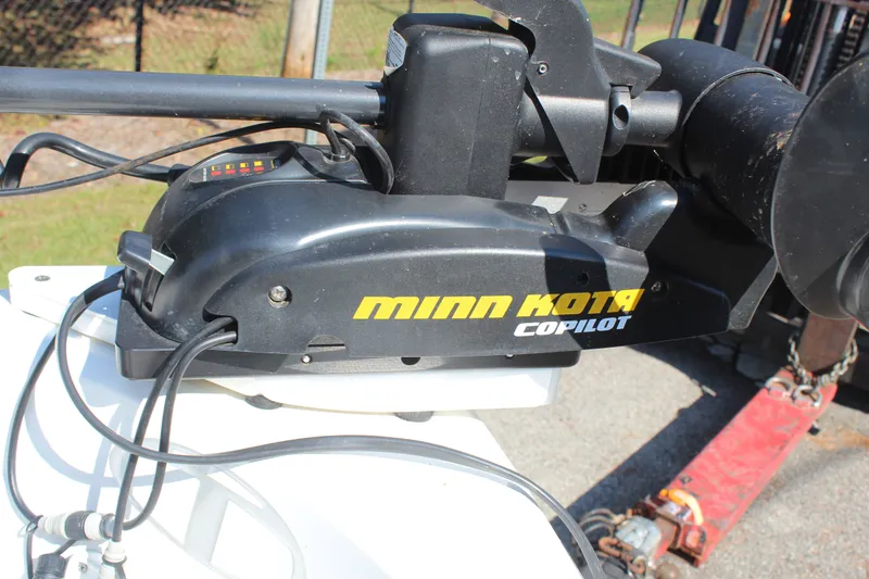 Slide: The Image of Tracker TF 550 2017 - 18