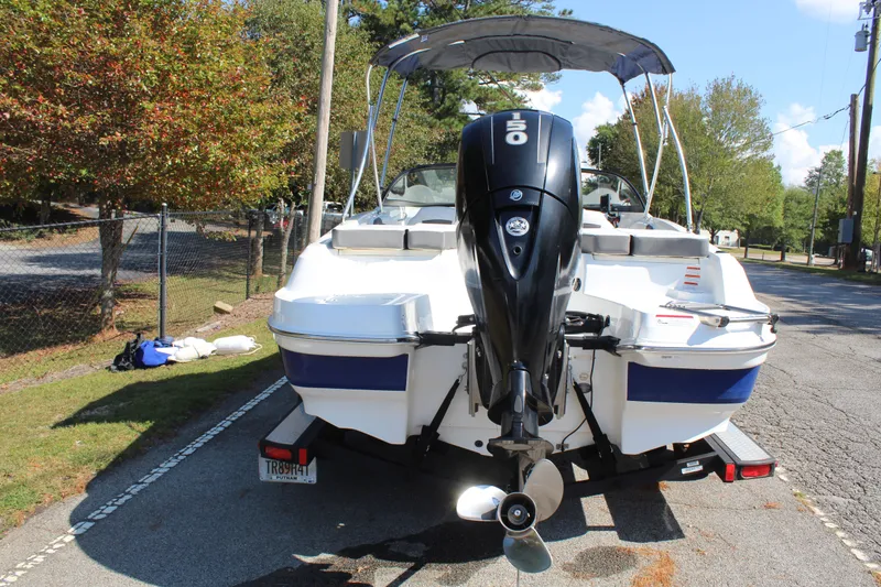 Slide: The Image of Tracker TF 550 2017 - 4