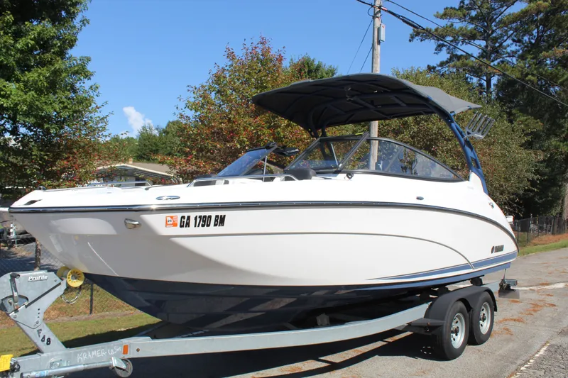 Slide: The Image of Yamaha 242 SE 2020 - 3