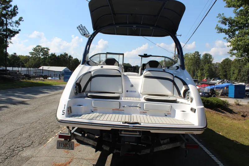 Slide: The Image of Yamaha 242 SE 2020 - 5