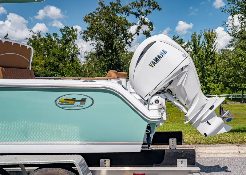 Slide: The Image of Sea Hunt Ultra 239 2026 - 3