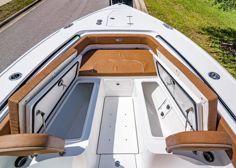 Slide: The Image of Sea Hunt Ultra 275 SE 2026 - 26