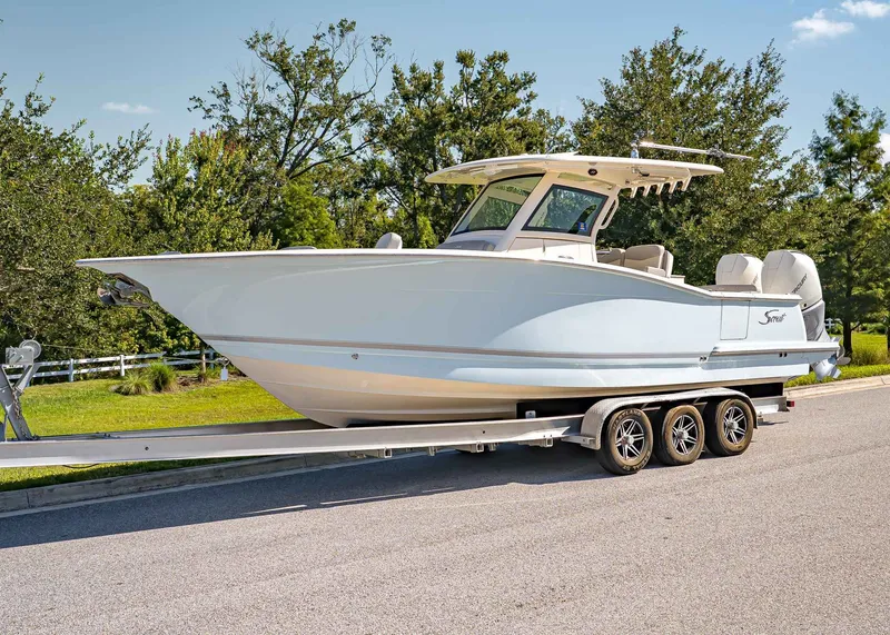 The Image of Scout 305 LXF 2023 - 1