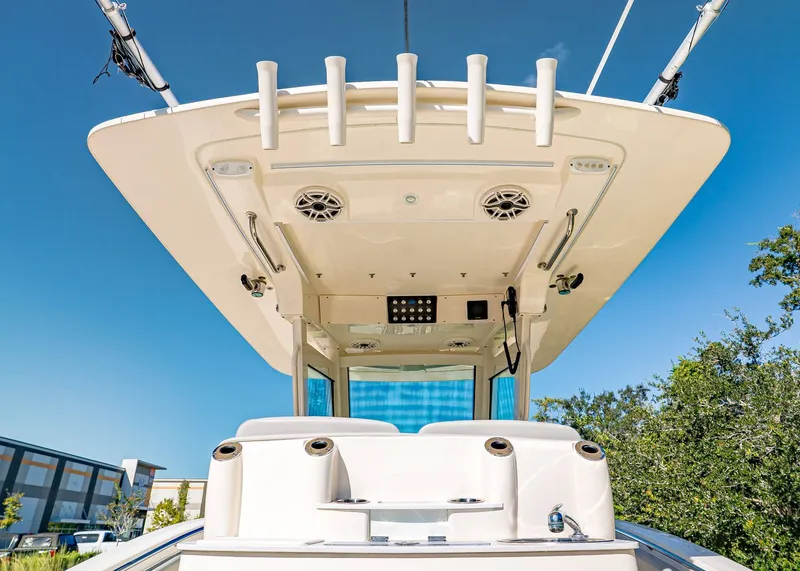 Slide: The Image of Scout 305 LXF 2023 - 11