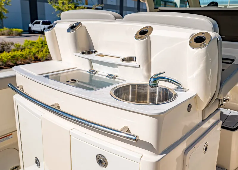 Slide: The Image of Scout 305 LXF 2023 - 12