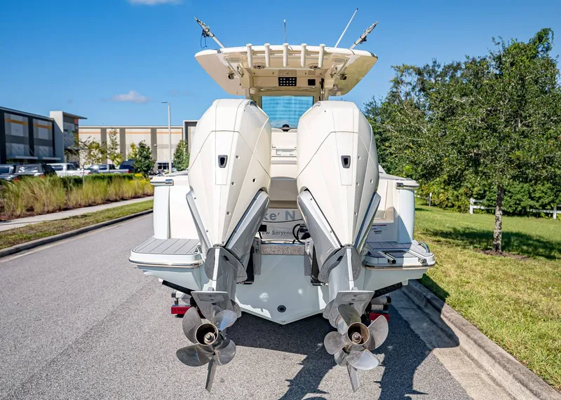 Slide: The Image of Scout 305 LXF 2023 - 3