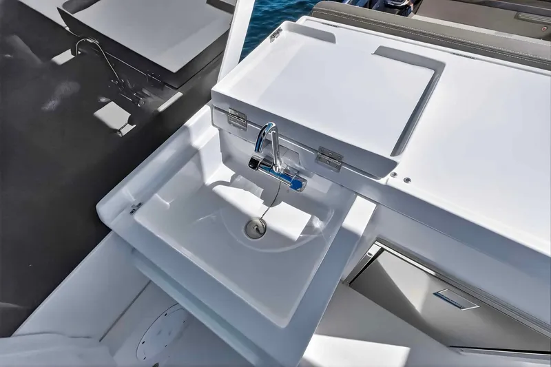 Slide: The Image of 2021 Galeon 500 Fly yacht sink and countertop detail. - 43