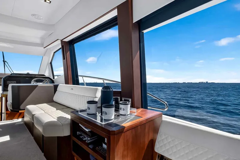 Slide: The Image of Luxurious interior of 2021 Galeon 500 Fly yacht with ocean view. - 55