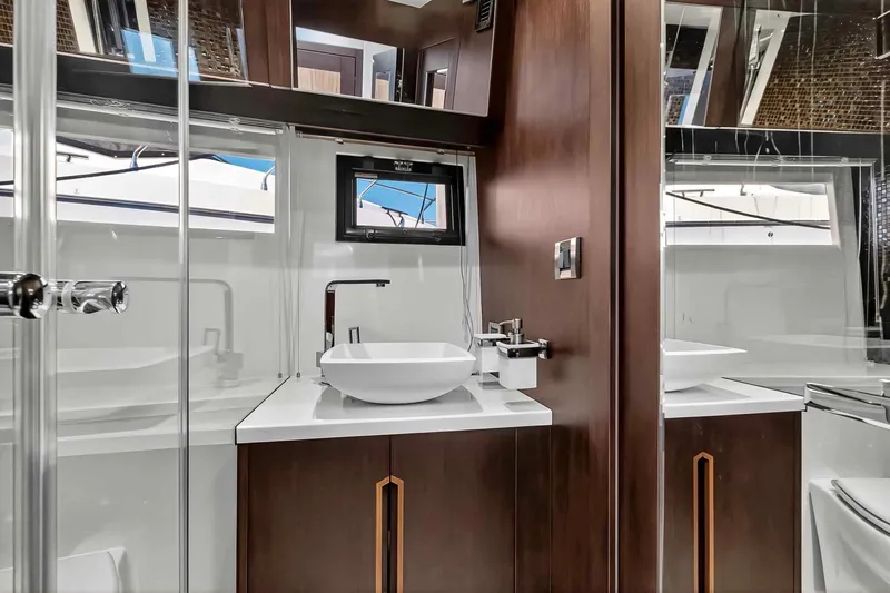 Slide: The Image of Luxurious bathroom interior of 2021 Galeon 500 Fly yacht with modern fixtures. - 73