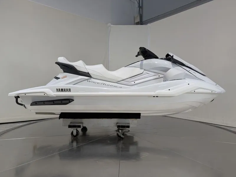 Slide: The Image of Yamaha FX Cruiser SVHO® 2026 - 29