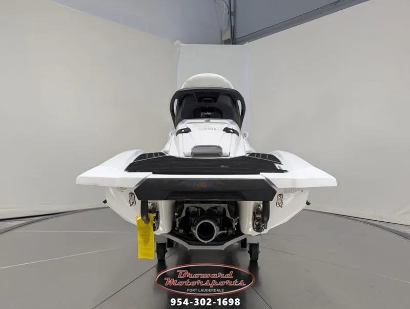 Slide: The Image of Yamaha FX Cruiser SVHO® 2026 - 6