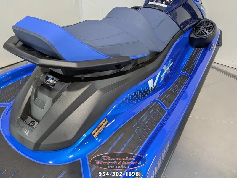Slide: The Image of Yamaha VX Cruiser® 2026 - 11