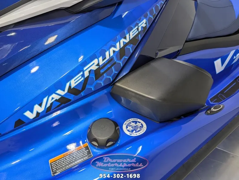 Slide: The Image of Yamaha VX Cruiser® 2026 - 16