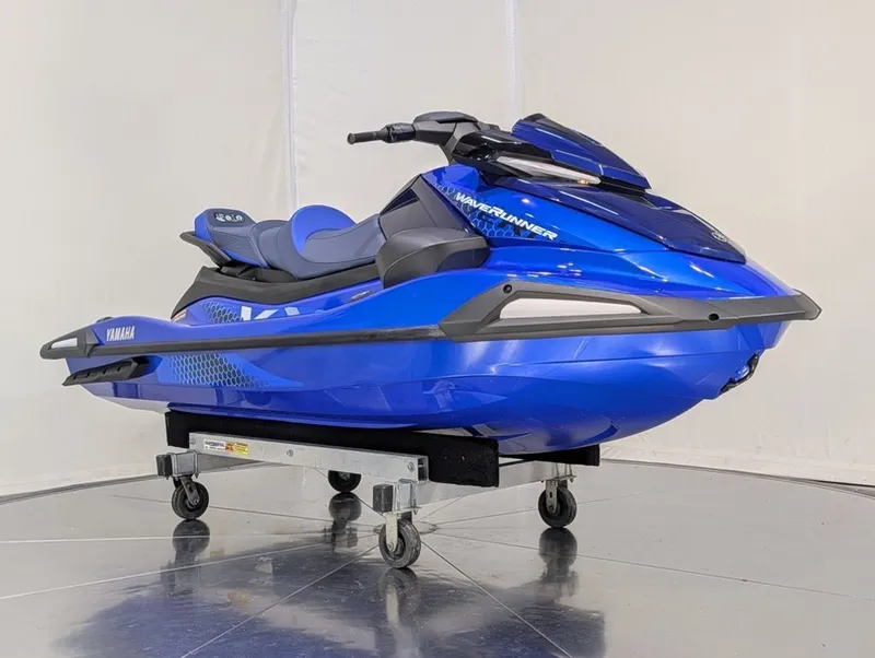 Slide: The Image of Yamaha VX Cruiser® 2026 - 30