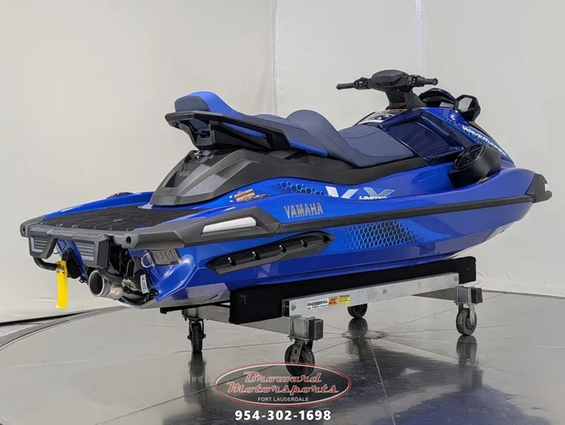 Slide: The Image of Yamaha VX Cruiser® 2026 - 7