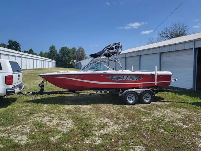 Slide: The Image of Correct Craft Sport Nautique 2004 - 1