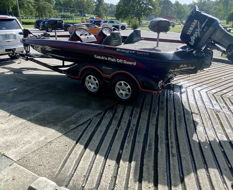 Slide: The Image of Ranger 520 VX 2004 - 4