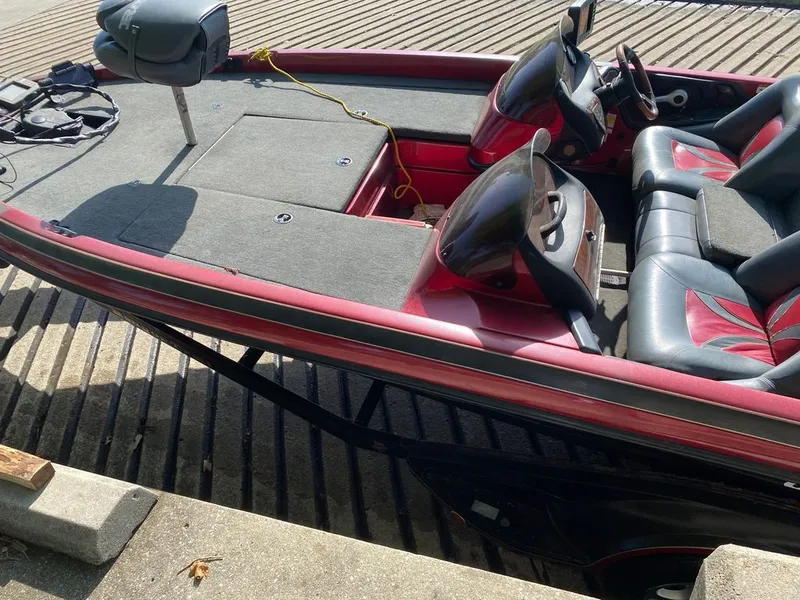 Slide: The Image of Ranger 520 VX 2004 - 6