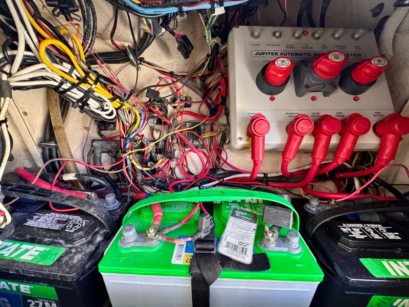 Slide: The Image of Electrical system with Jupiter Automatic Battery System, wiring, and batteries in a 2008 Jupiter 30. - 31