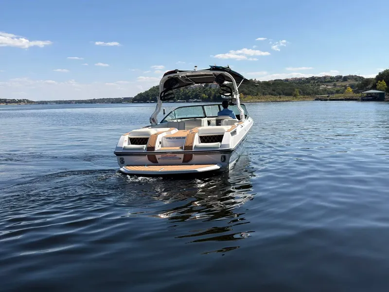 Slide: The Image of Correct Craft Super Air Nautique GS22 2019 - 11