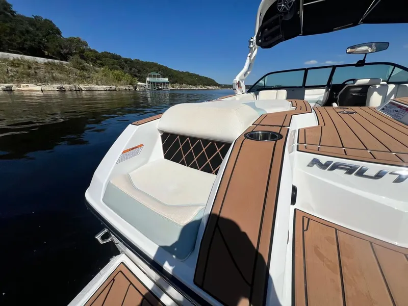 Slide: The Image of Correct Craft Super Air Nautique GS22 2019 - 15