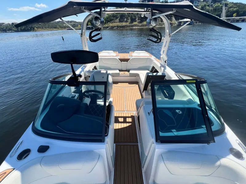 Slide: The Image of Correct Craft Super Air Nautique GS22 2019 - 22
