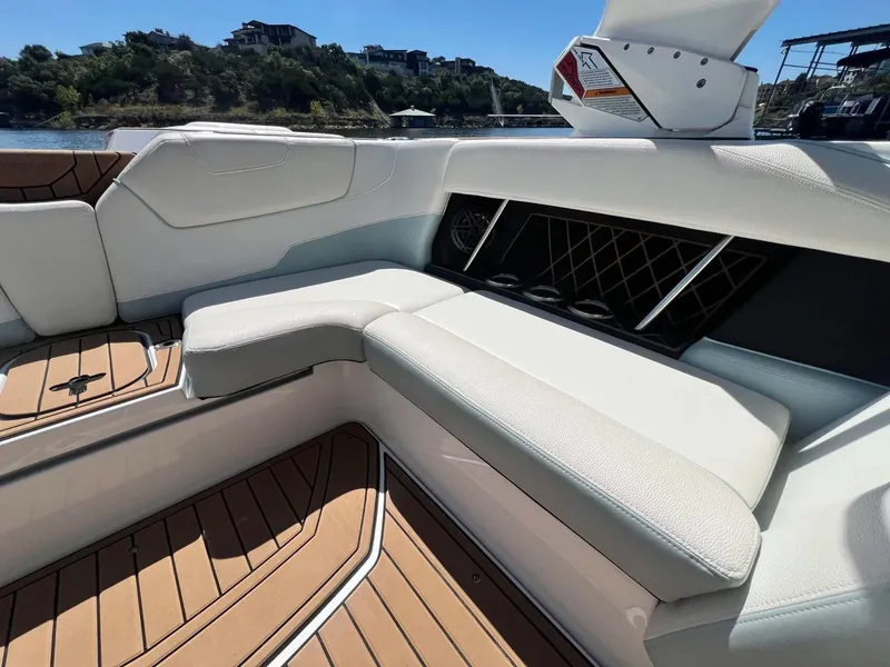 Slide: The Image of Correct Craft Super Air Nautique GS22 2019 - 24