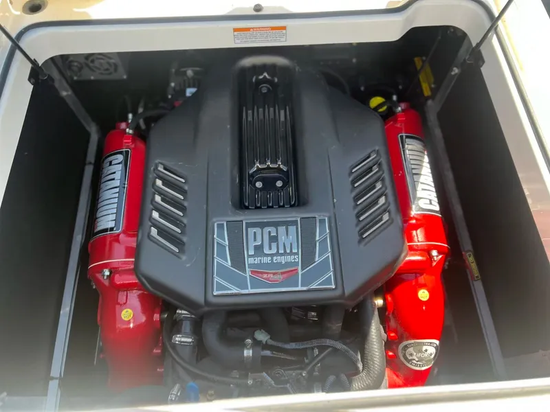 Slide: The Image of Correct Craft Super Air Nautique GS22 2019 - 40