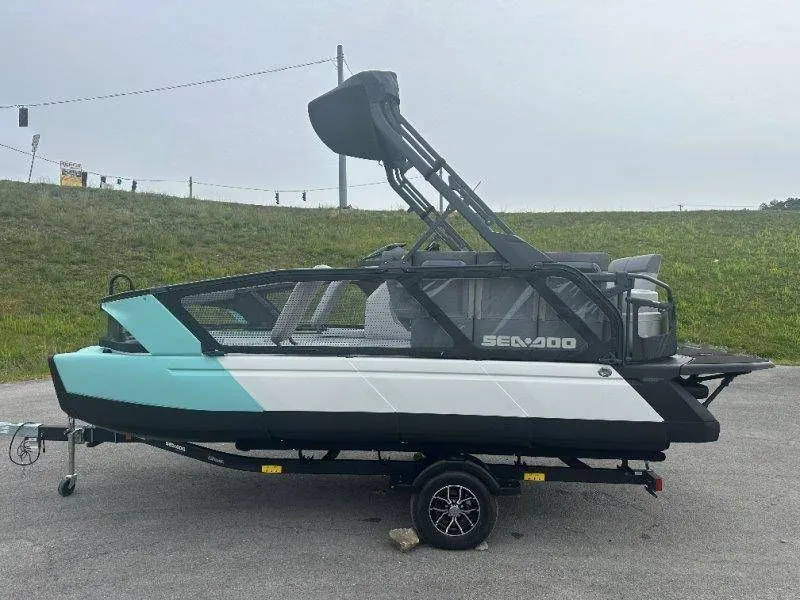 Slide: The Image of 2026 Sea-Doo Switch Sport 18 on trailer, side view. - 46