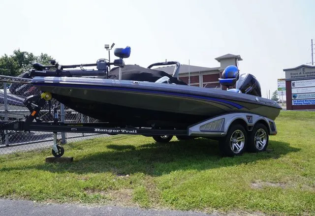 Slide: The Image of Ranger Z518 2024 - 1