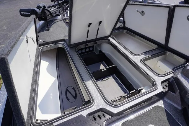 Slide: The Image of Ranger Z518 2024 - 14