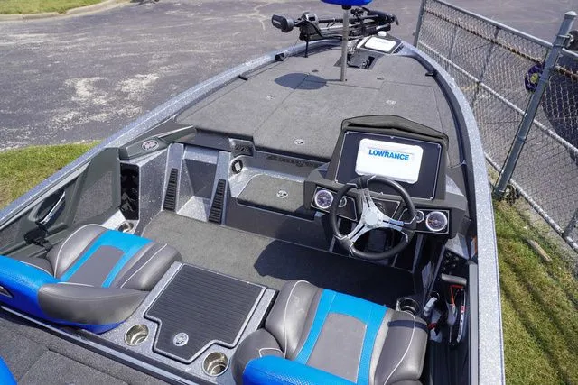 Slide: The Image of Ranger Z518 2024 - 18