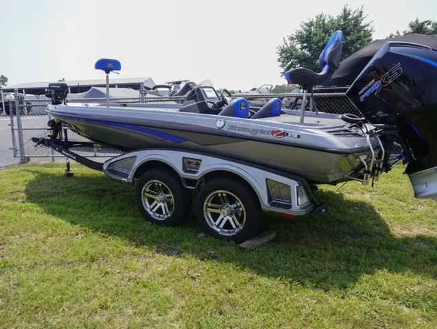 Slide: The Image of Ranger Z518 2024 - 3